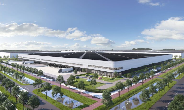 Completion of first self-sufficient distribution centre at Schiphol